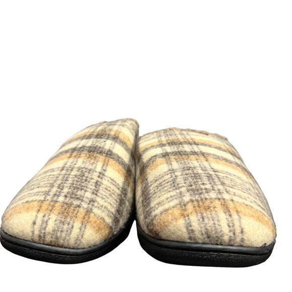 Isotoner Mens Slippers Size XL 11-12 Tan Plaid Slip On Memory Foam New - Picture 5 of 9